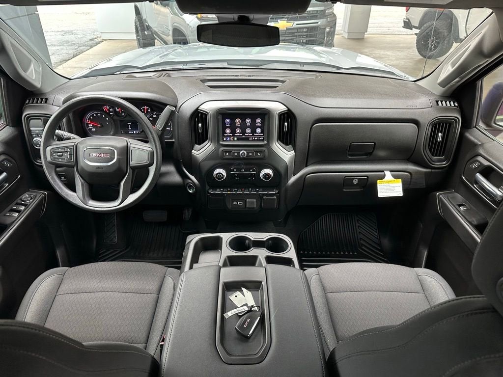 2025 GMC Sierra 1500 Pro