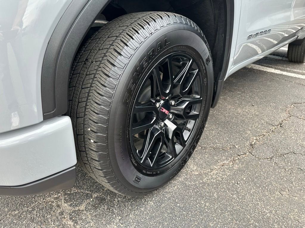 2025 GMC Sierra 1500 Pro