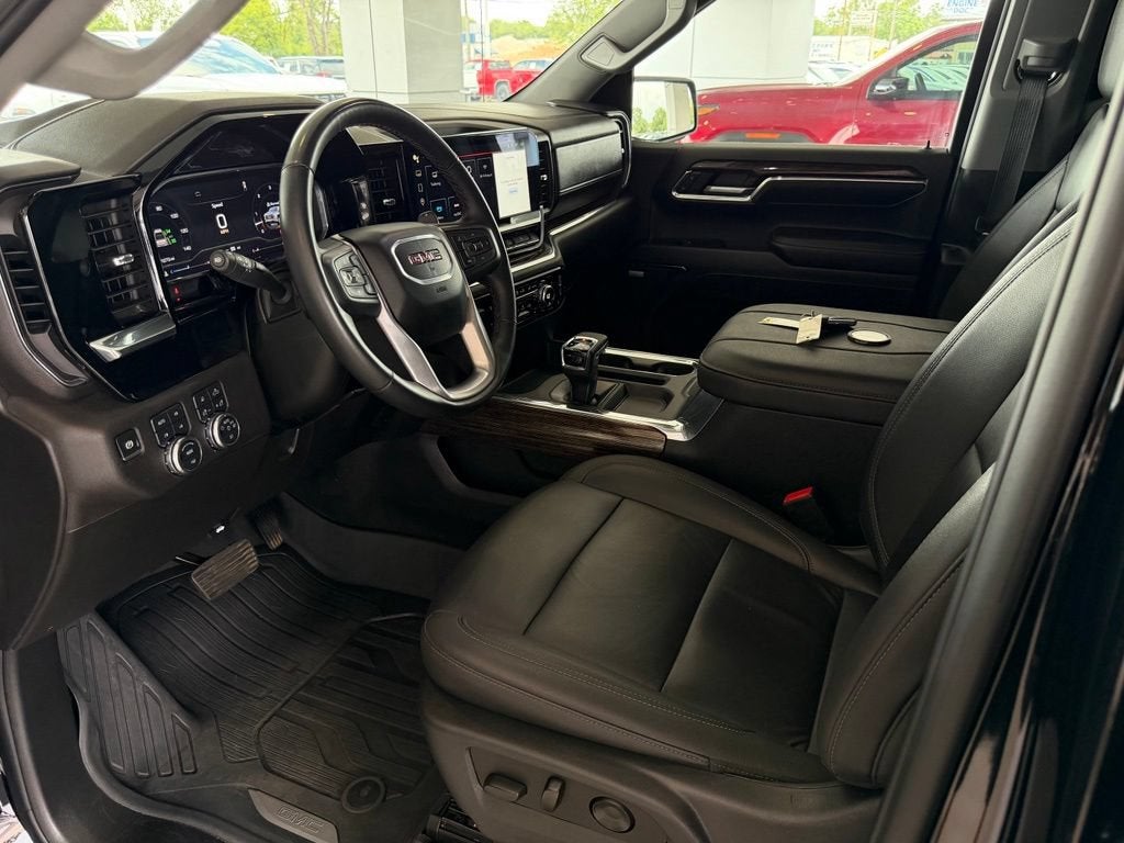 2024 GMC Sierra 1500 Elevation
