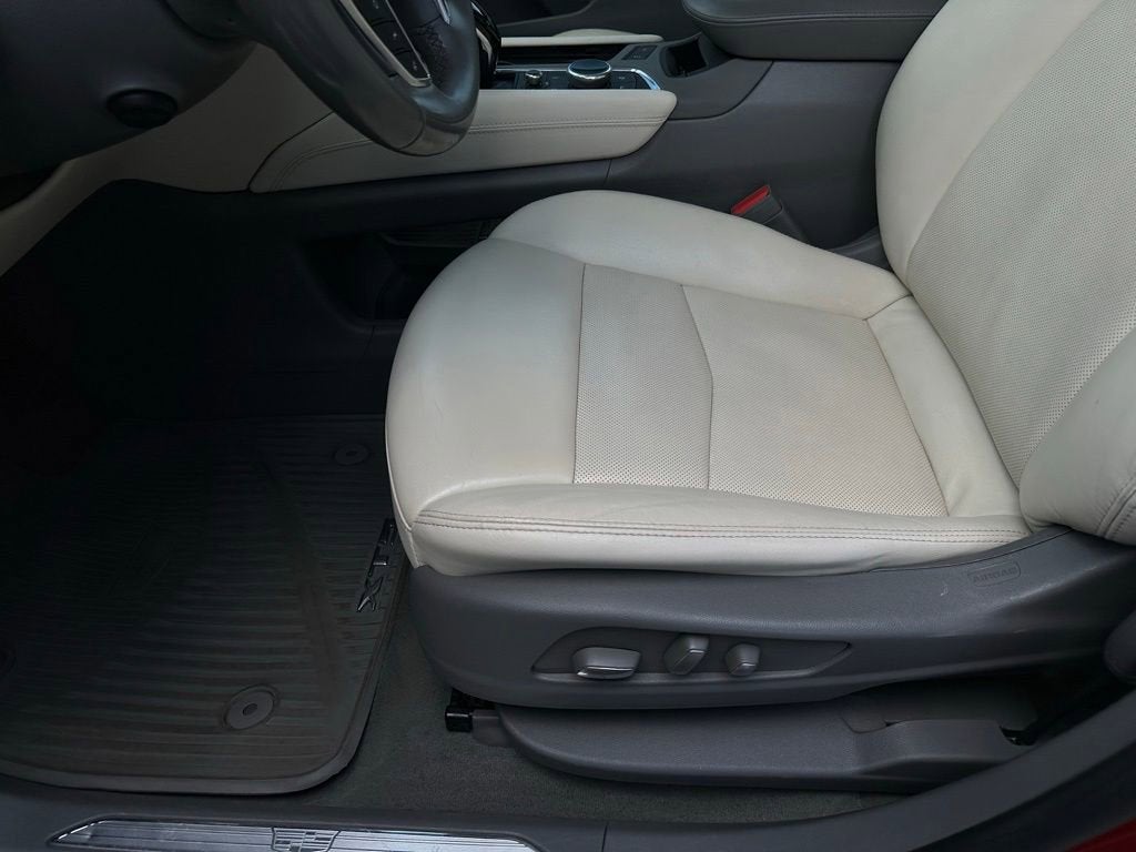 2021 Cadillac XT5 FWD Premium Luxury
