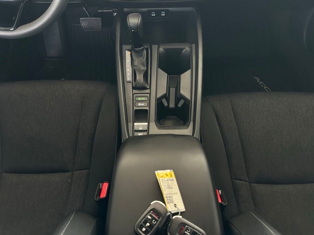 2025 Honda Accord Sedan SE