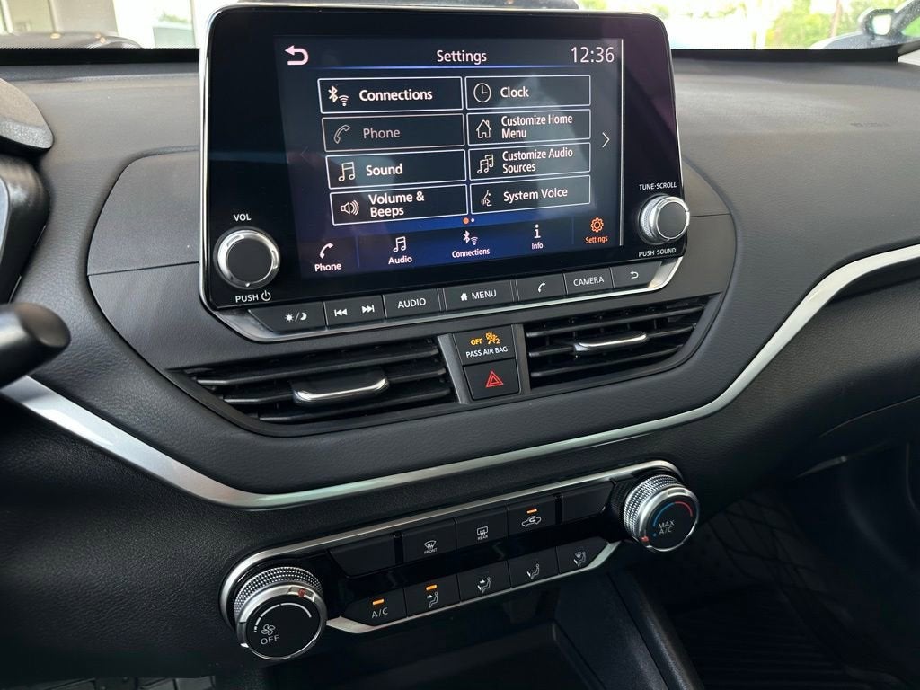 2022 Nissan Altima 2.5 SV