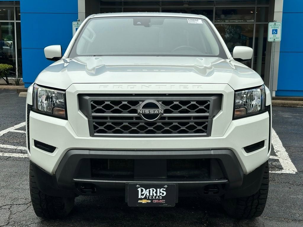 2022 Nissan Frontier SV