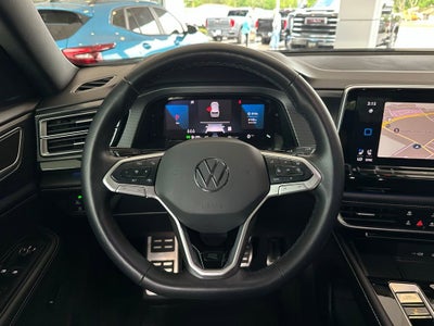 2024 Volkswagen Atlas Cross Sport 2.0T SEL R-Line