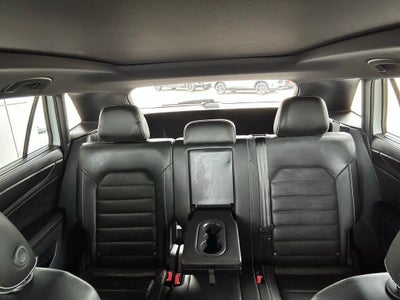 2024 Volkswagen Atlas Cross Sport 2.0T SEL R-Line