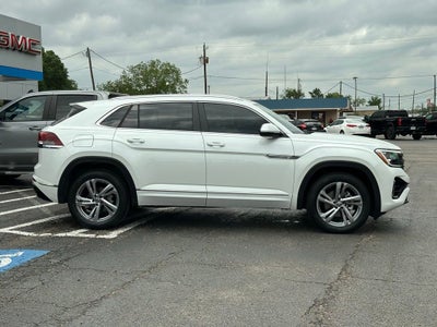 2024 Volkswagen Atlas Cross Sport 2.0T SEL R-Line