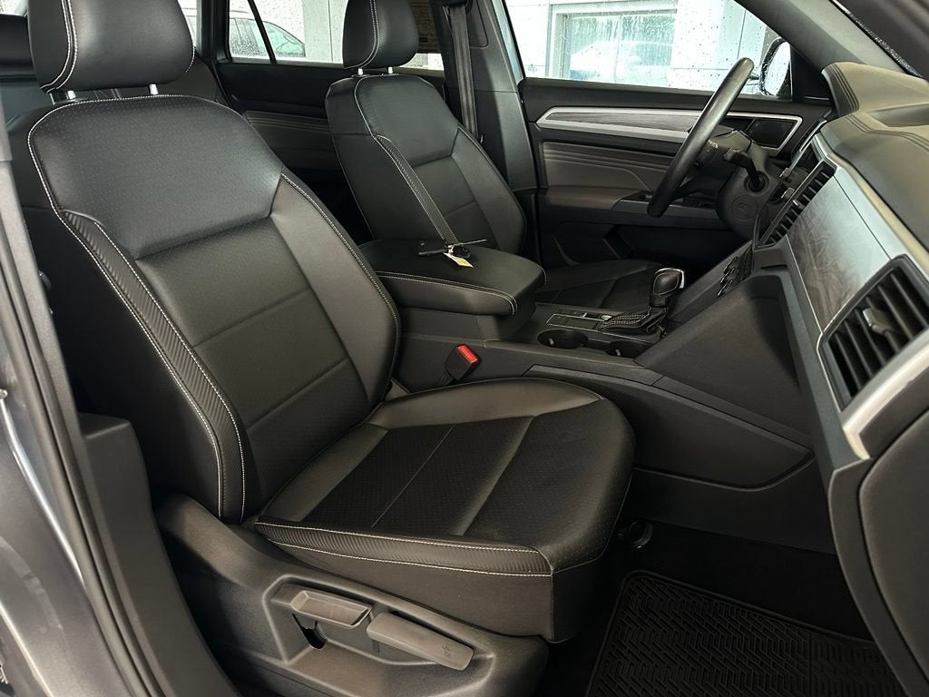 2021 Volkswagen Atlas Cross Sport 2.0T SE w/Technology