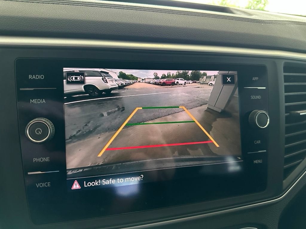 2021 Volkswagen Atlas Cross Sport 2.0T SE w/Technology