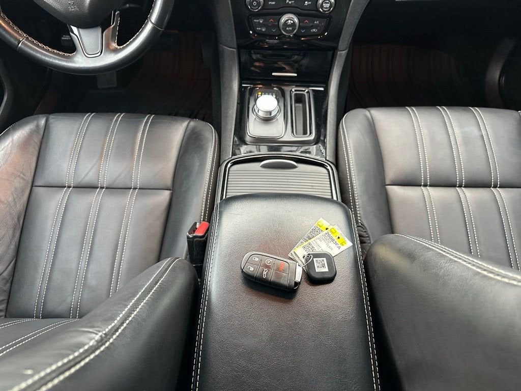 2022 Chrysler 300 300S