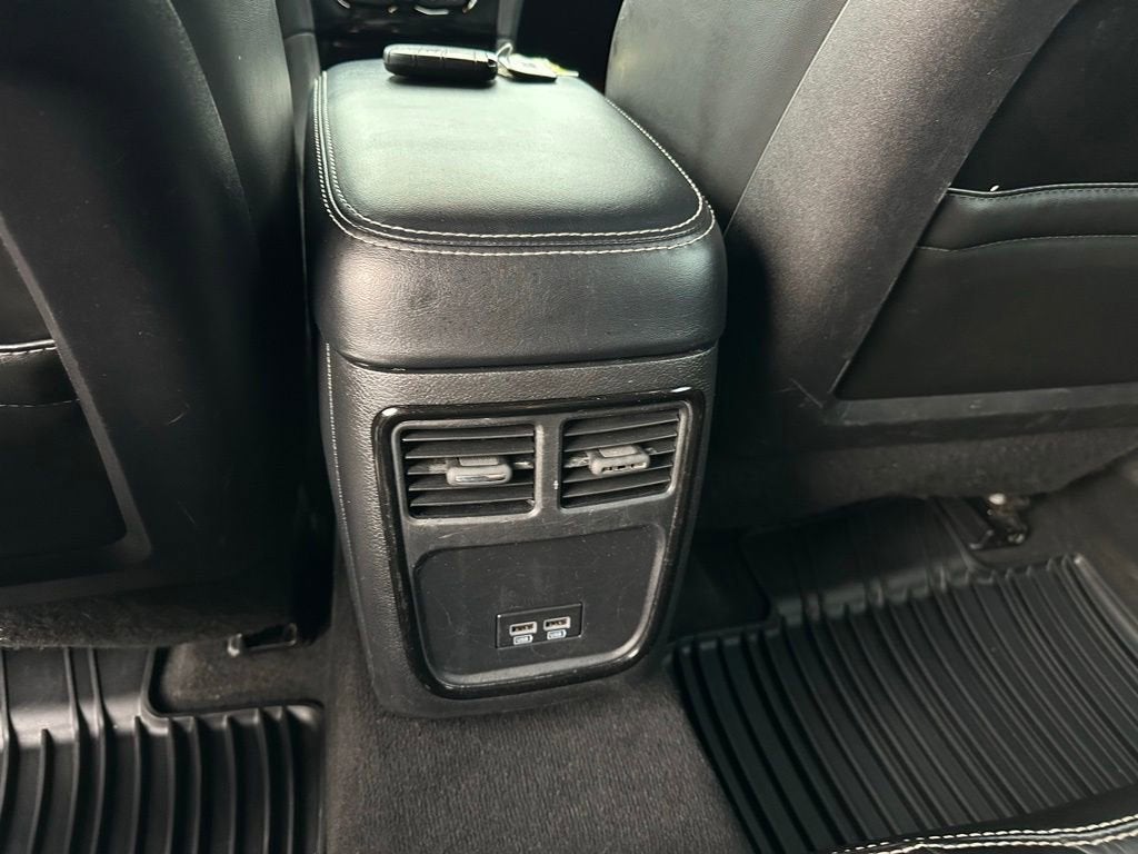 2022 Chrysler 300 300S