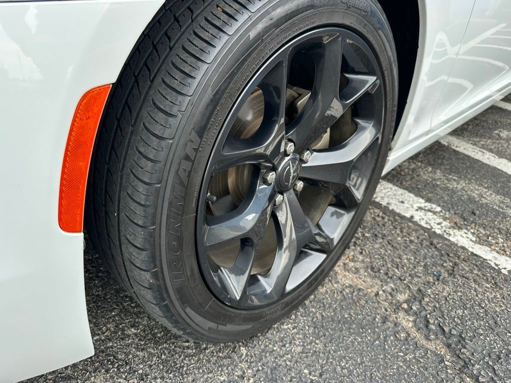 2022 Chrysler 300 300S