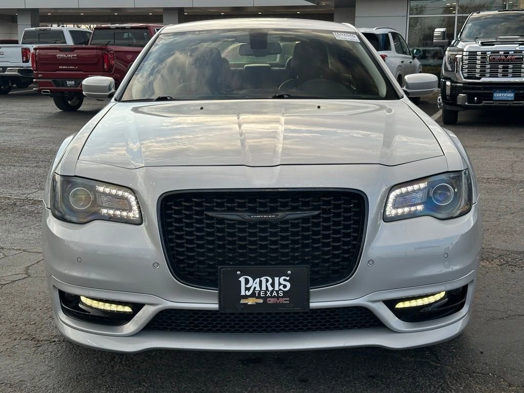2022 Chrysler 300 Touring L