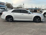 2022 Chrysler 300 Touring L