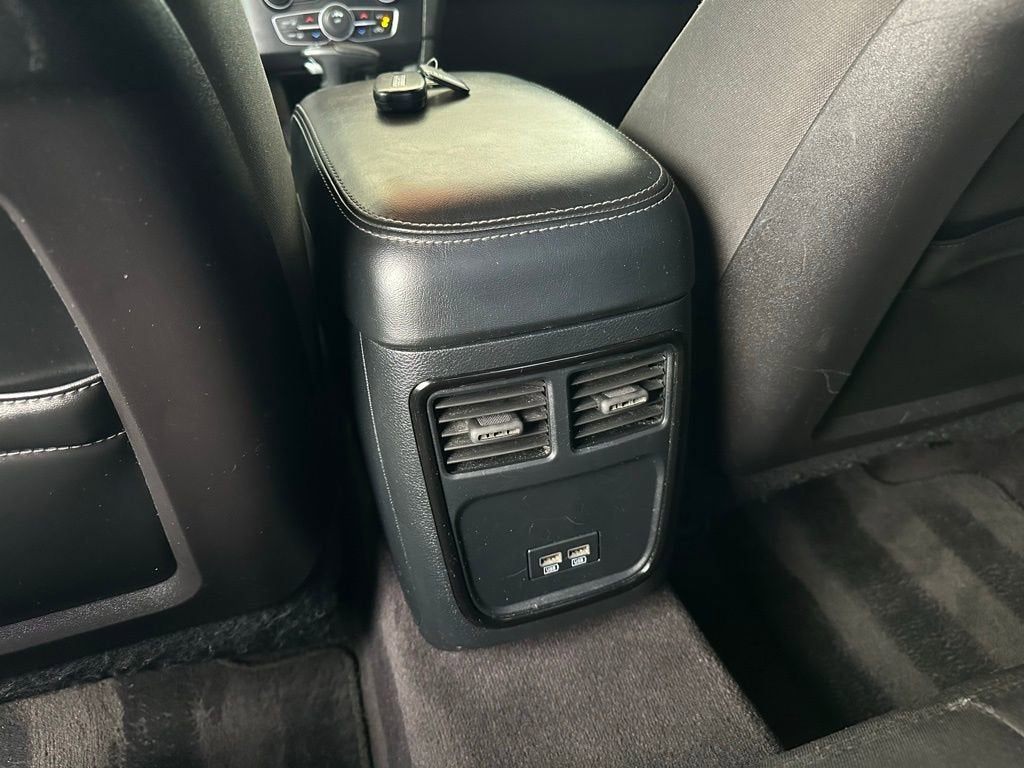 2017 Dodge Charger SE