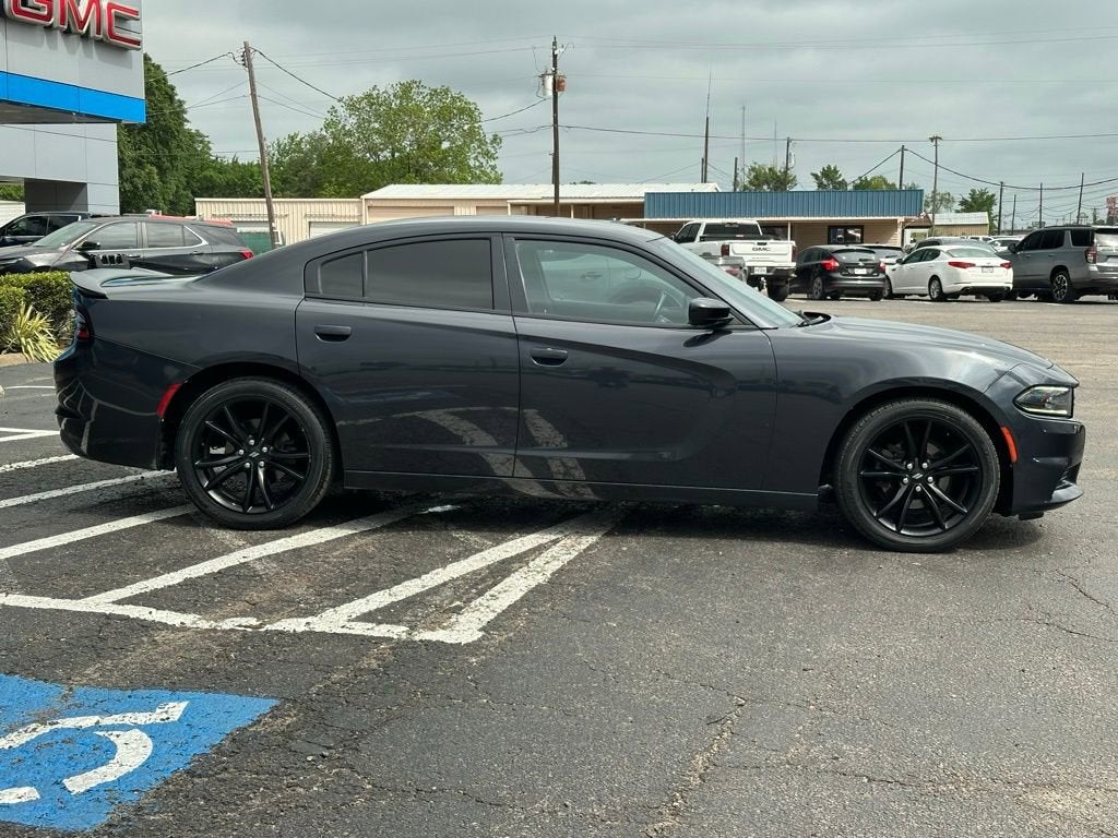 2017 Dodge Charger SE