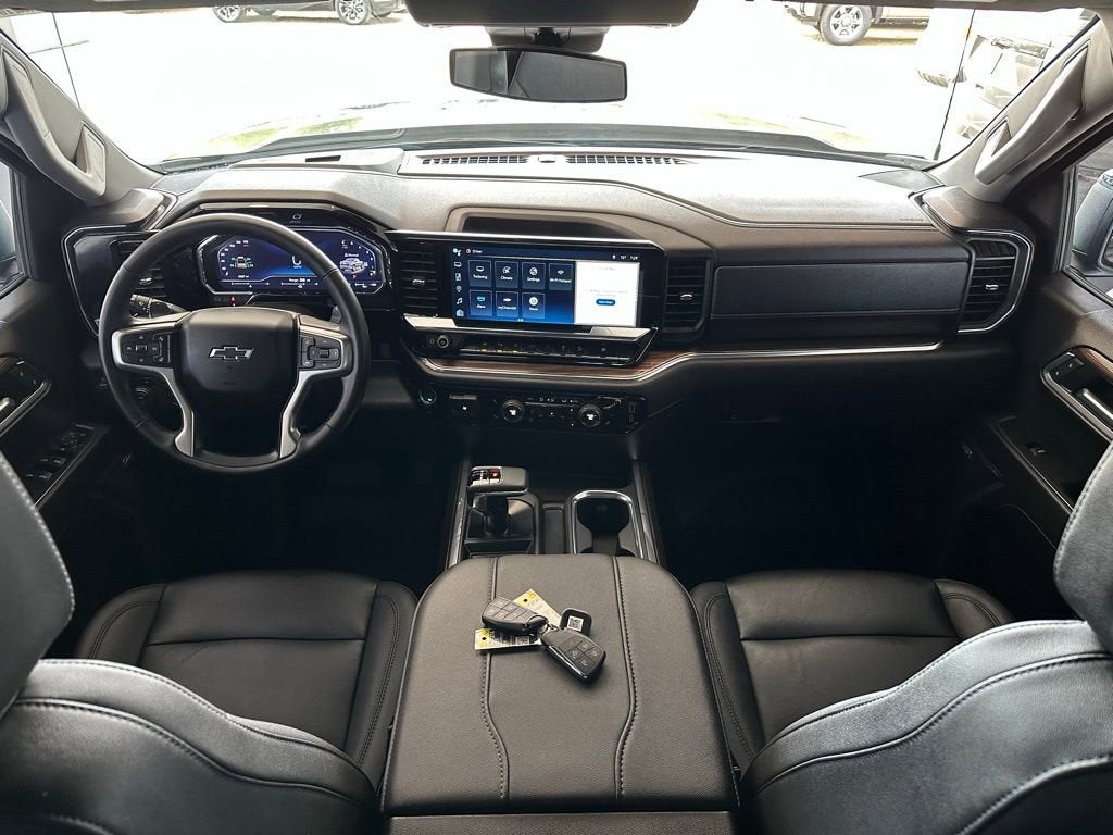 2025 Chevrolet Silverado 1500 RST