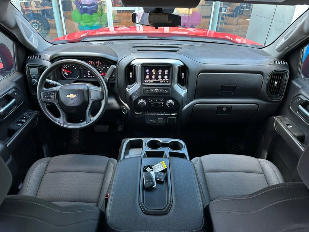 2024 Chevrolet Silverado 1500 Custom