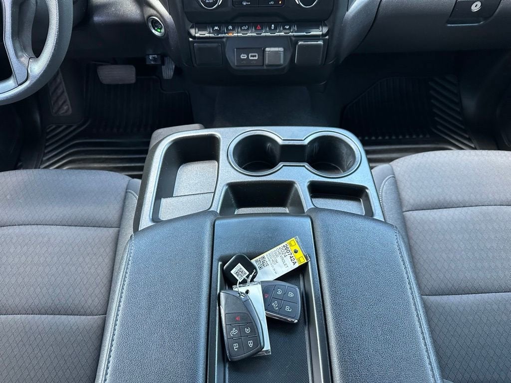 2024 Chevrolet Silverado 1500 Custom