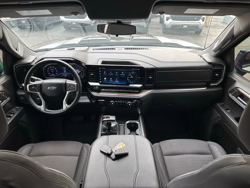 2024 Chevrolet Silverado 1500 LT Trail Boss