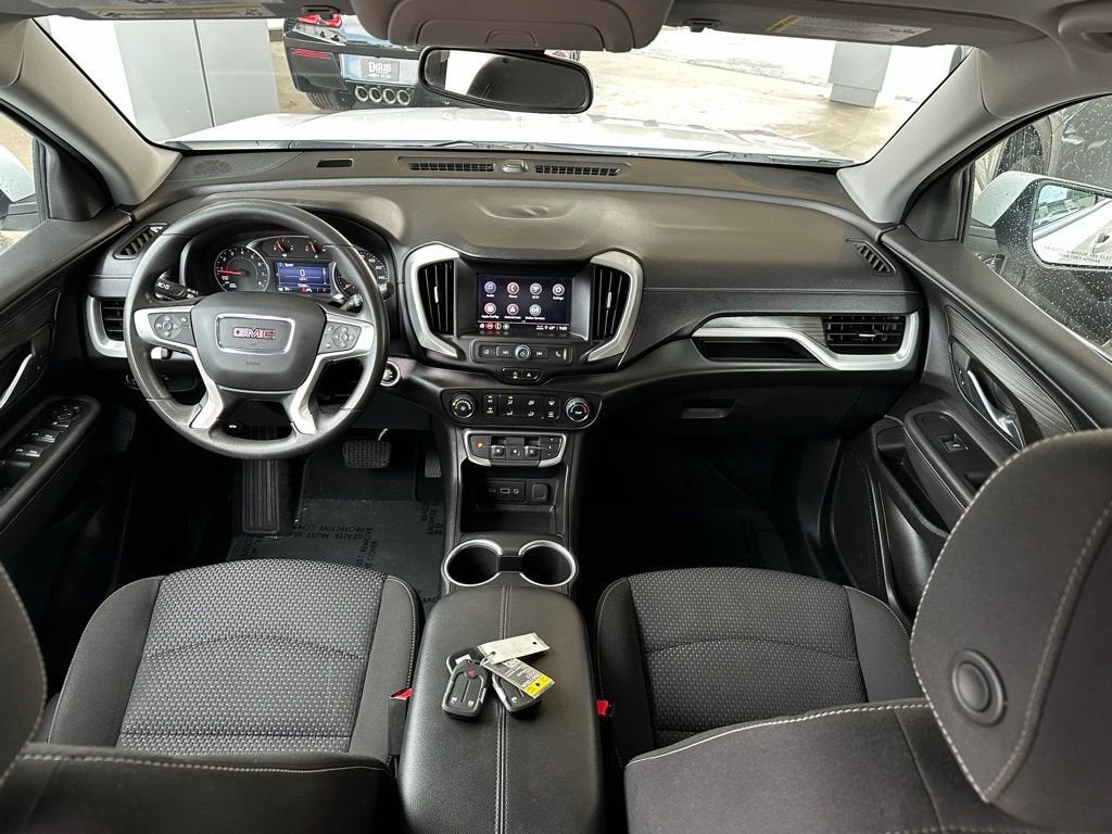 2022 GMC Terrain SLE