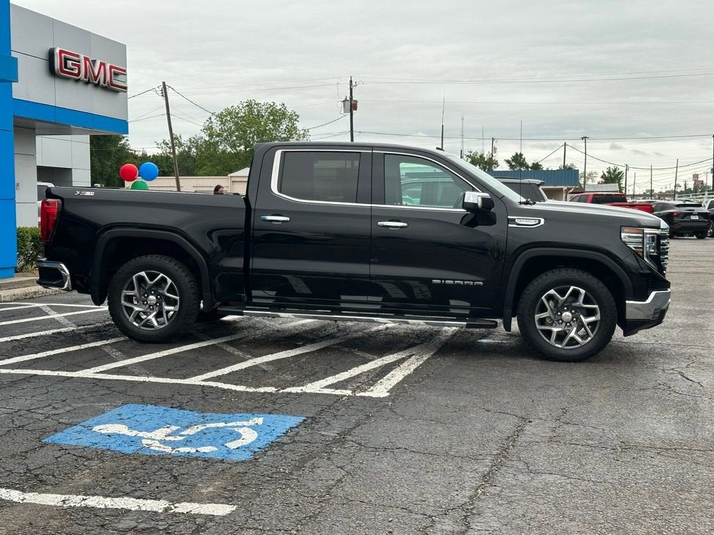 2023 GMC Sierra 1500 SLT