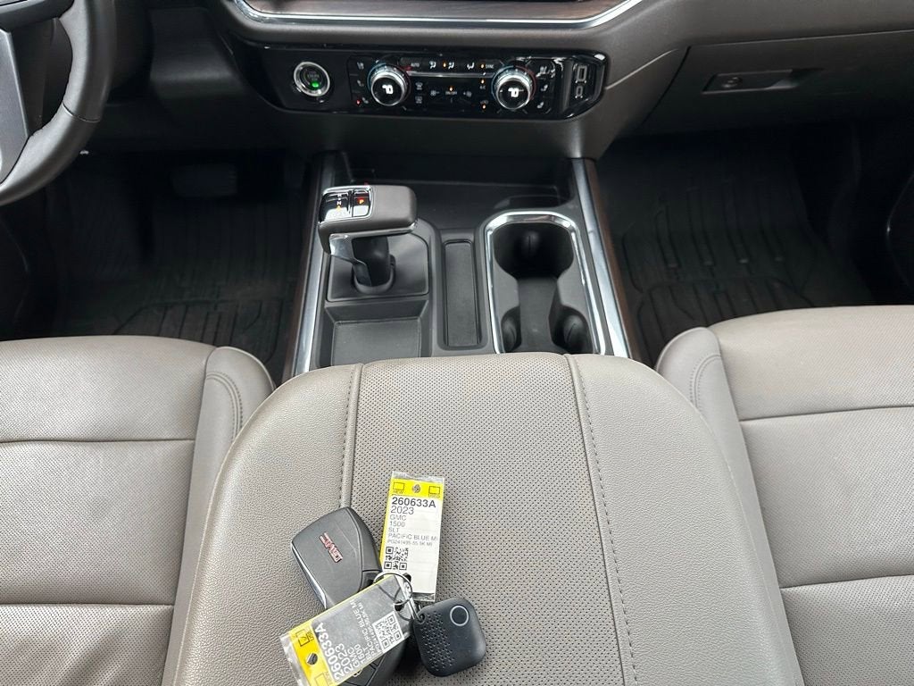 2023 GMC Sierra 1500 SLT