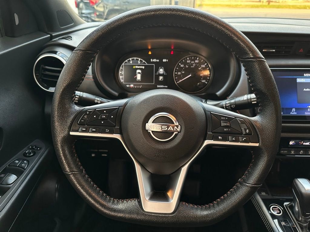 2023 Nissan Kicks SR