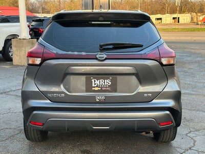 2023 Nissan Kicks SR
