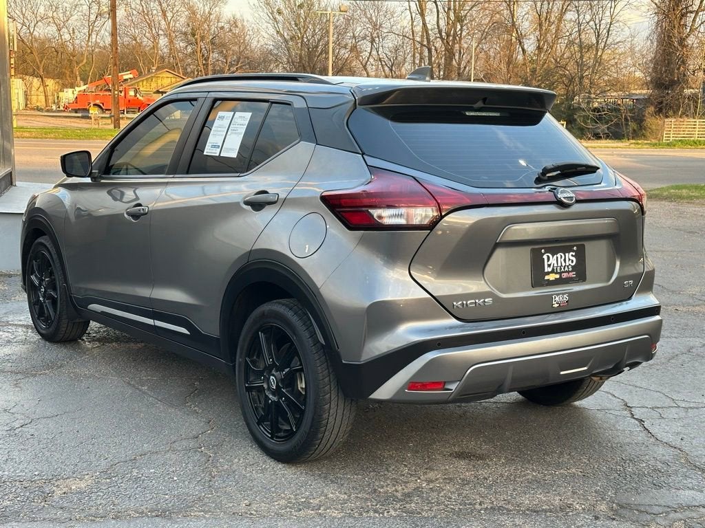 2023 Nissan Kicks SR