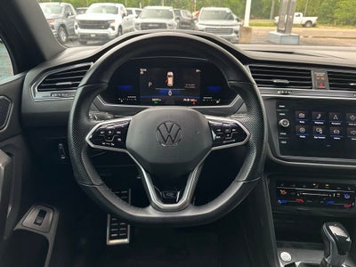 2022 Volkswagen Tiguan SE R-Line Black