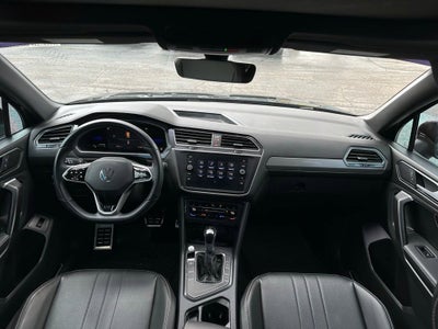 2022 Volkswagen Tiguan SE R-Line Black