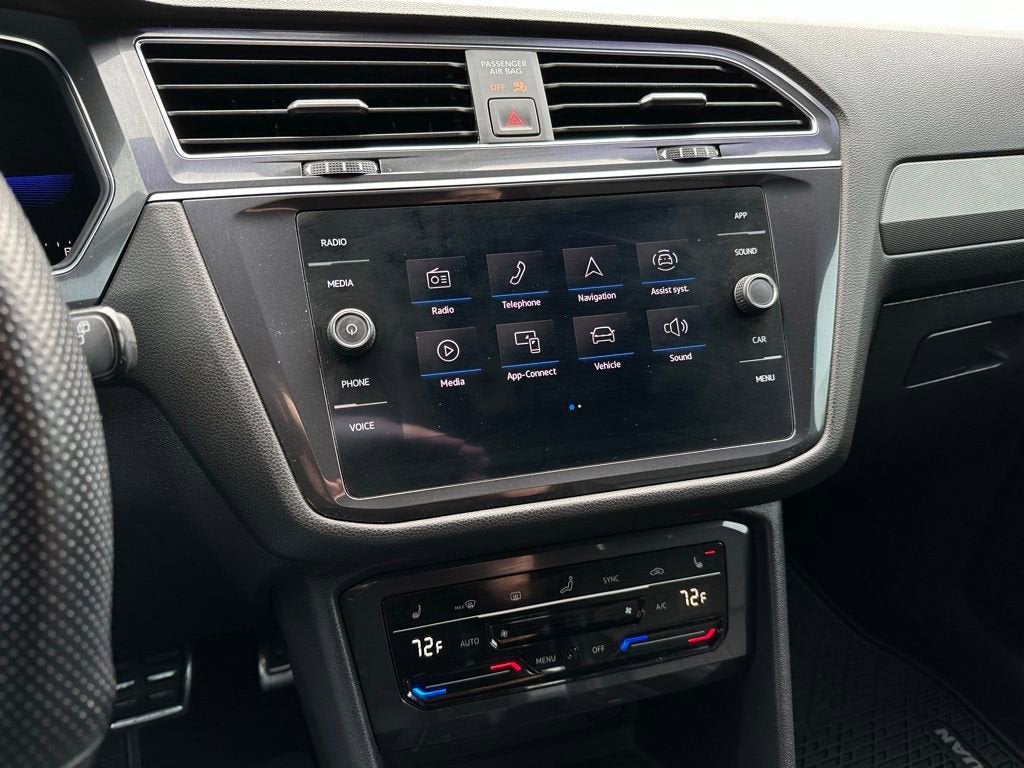 2022 Volkswagen Tiguan SE R-Line Black