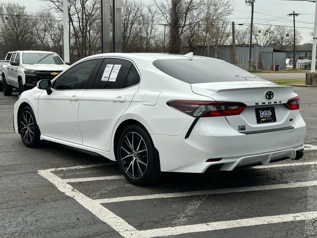 2022 Toyota Camry SE