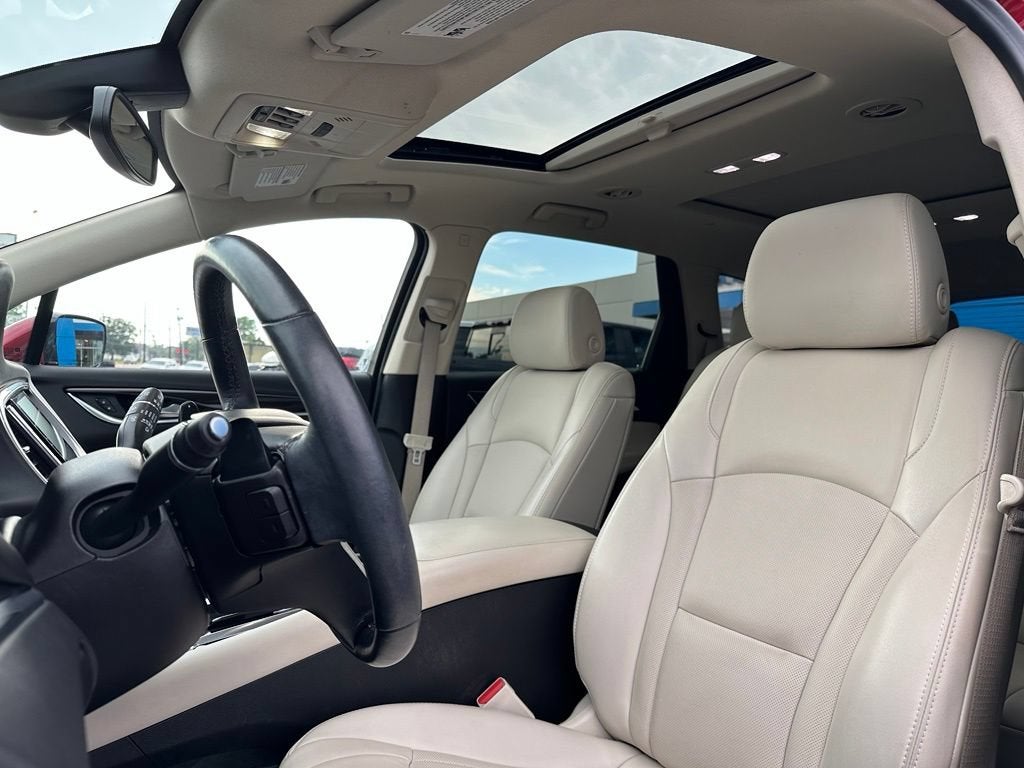 2023 Buick Enclave Essence