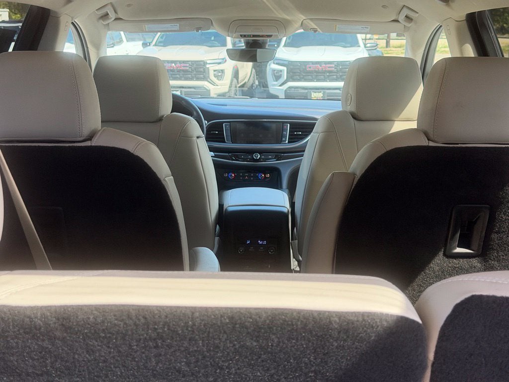 2022 Buick Enclave Essence