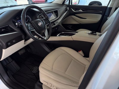 2022 Buick Enclave Essence