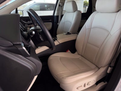 2022 Buick Enclave Essence