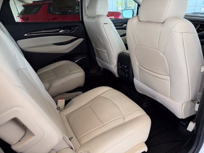 2022 Buick Enclave Essence
