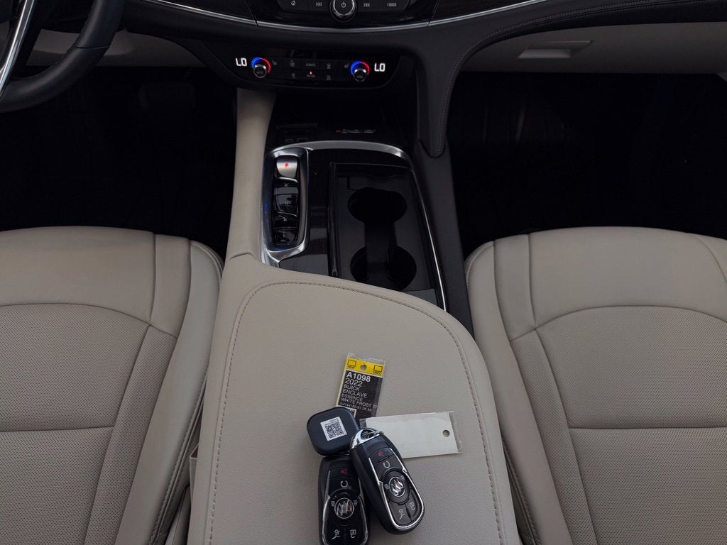 2022 Buick Enclave Essence