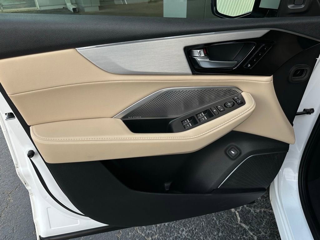 2022 Acura MDX w/Technology Package