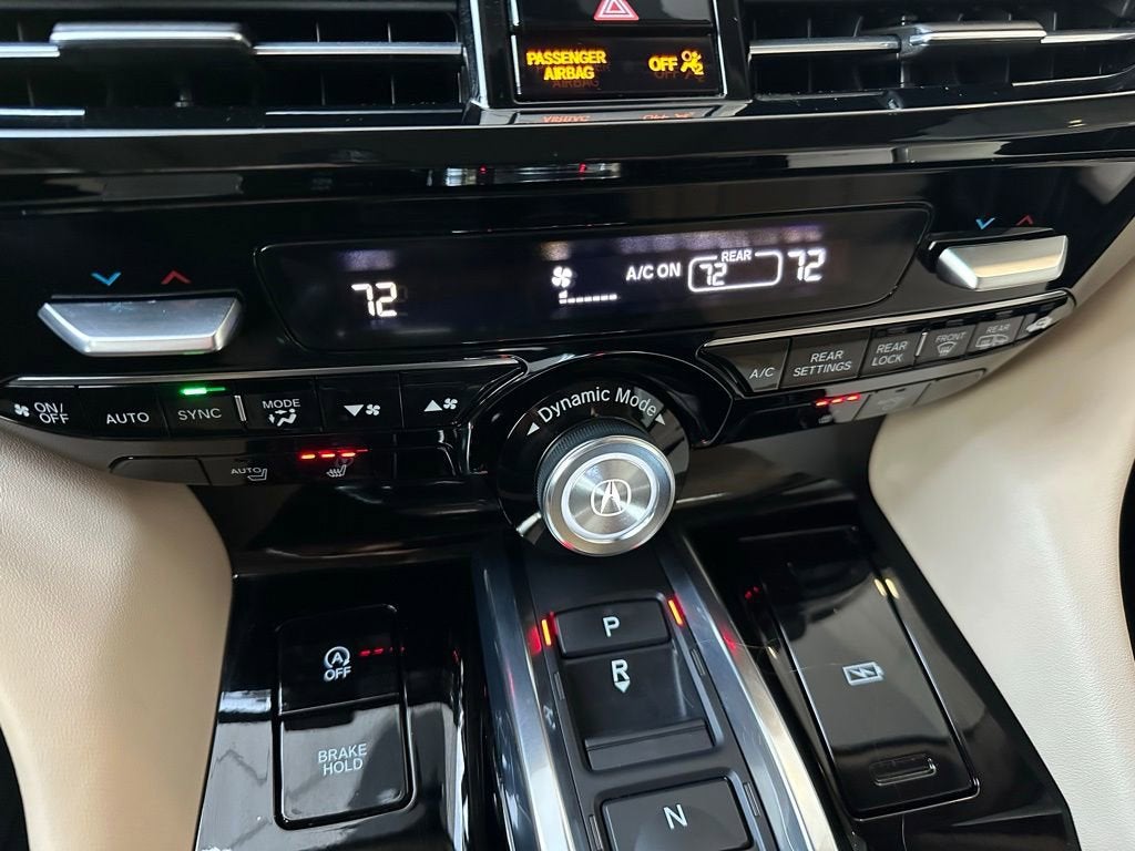 2022 Acura MDX w/Technology Package