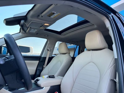 2025 Toyota Highlander LE