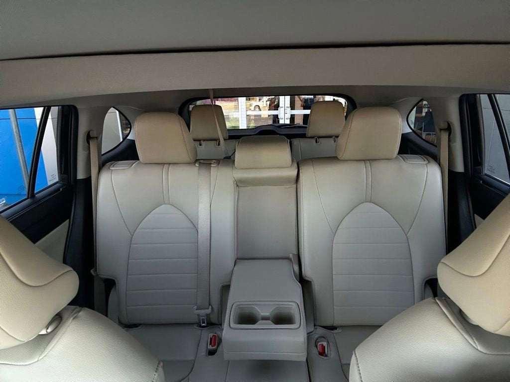 2025 Toyota Highlander LE