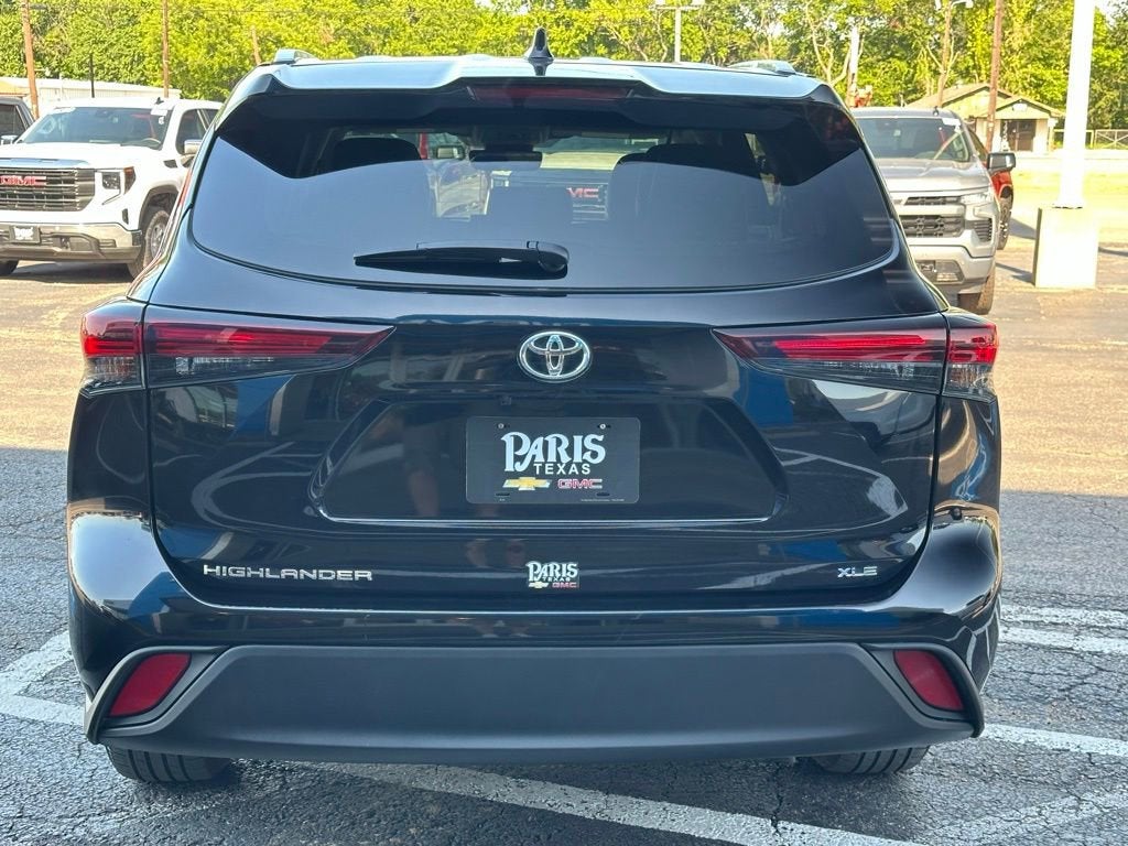 2025 Toyota Highlander LE