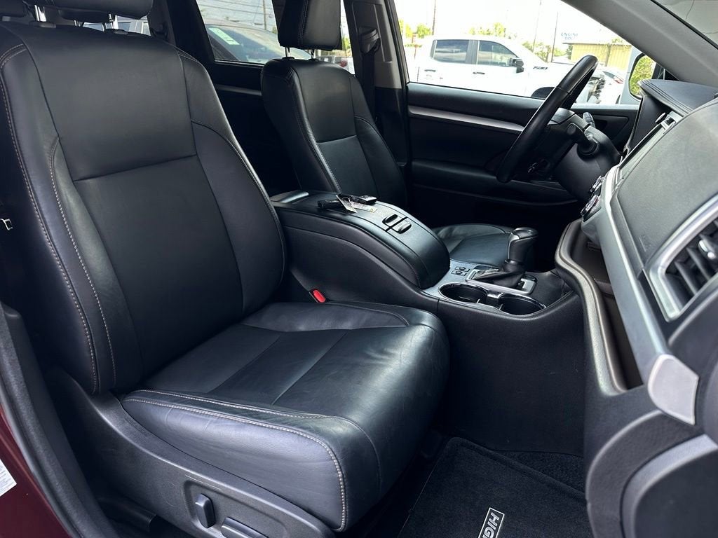 2017 Toyota Highlander XLE