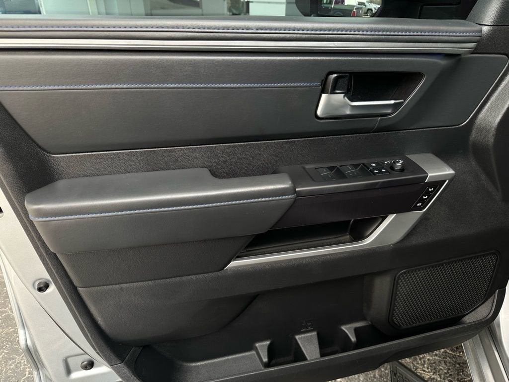 2022 Toyota Tundra 4WD Platinum