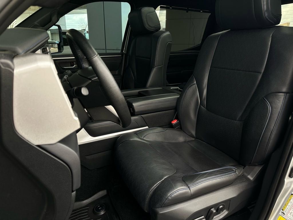 2022 Toyota Tundra 4WD Platinum