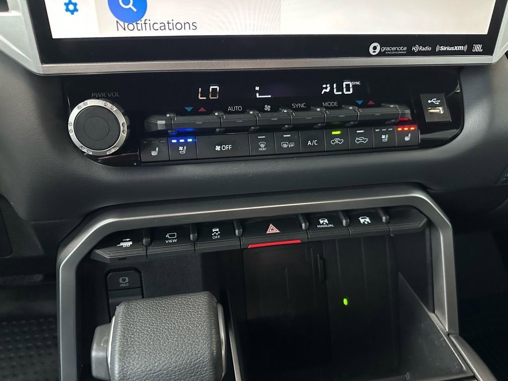 2022 Toyota Tundra 4WD Platinum