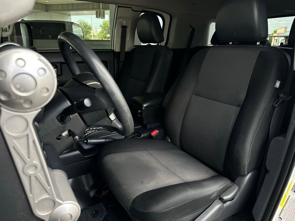 2014 Toyota FJ Cruiser Base