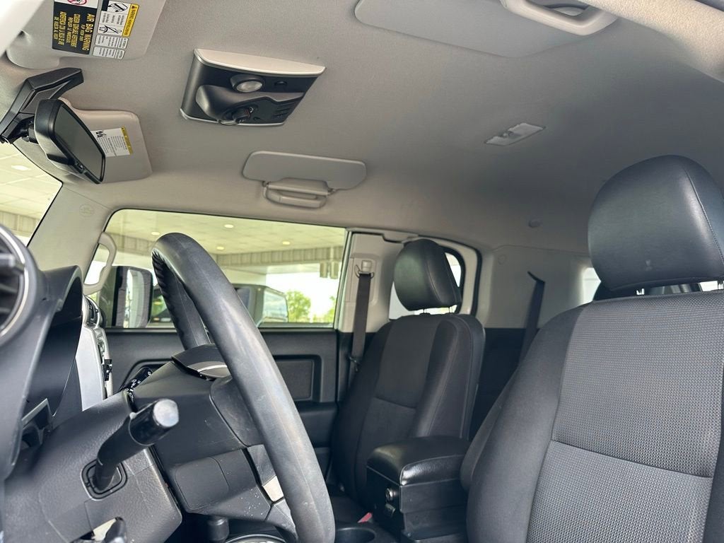 2014 Toyota FJ Cruiser Base